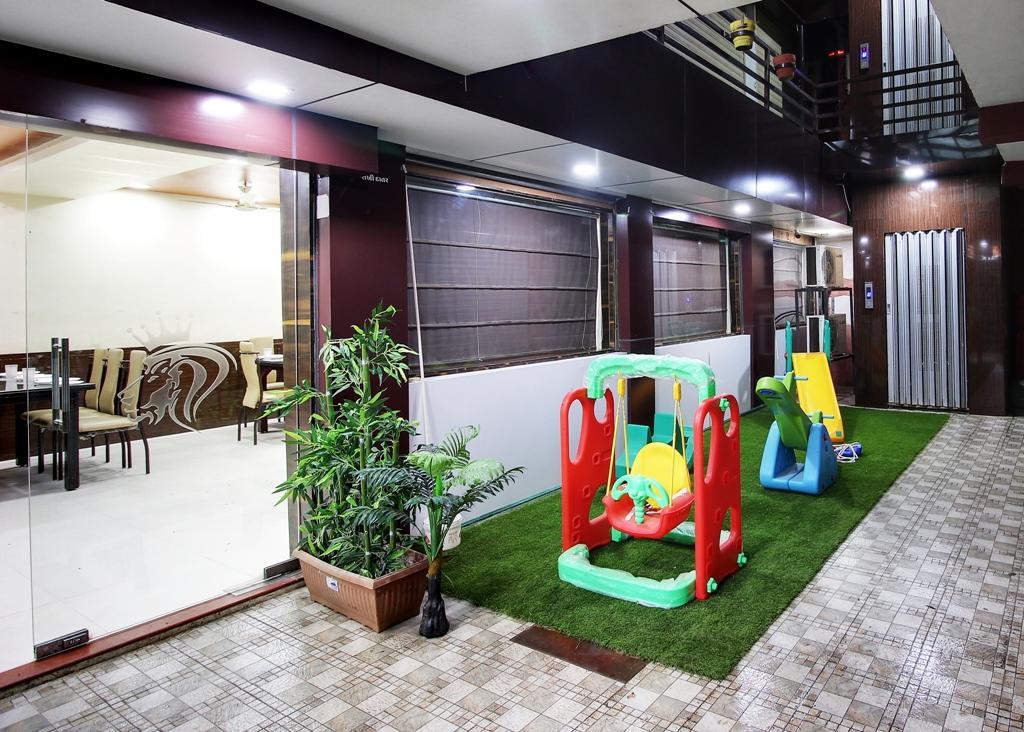 Daksh Hotel And Restaurant Talala Esterno foto